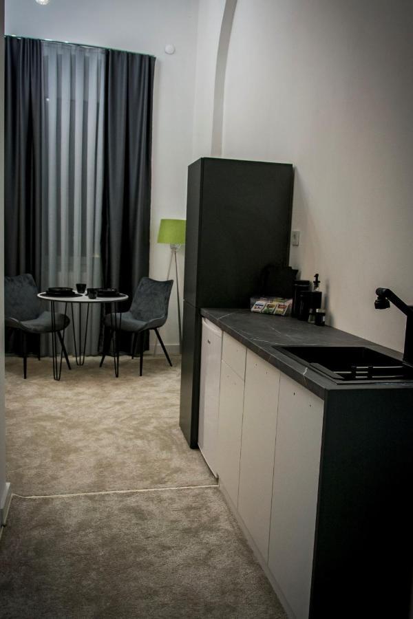 Magnolija Apartments บิโตลา ภายนอก รูปภาพ