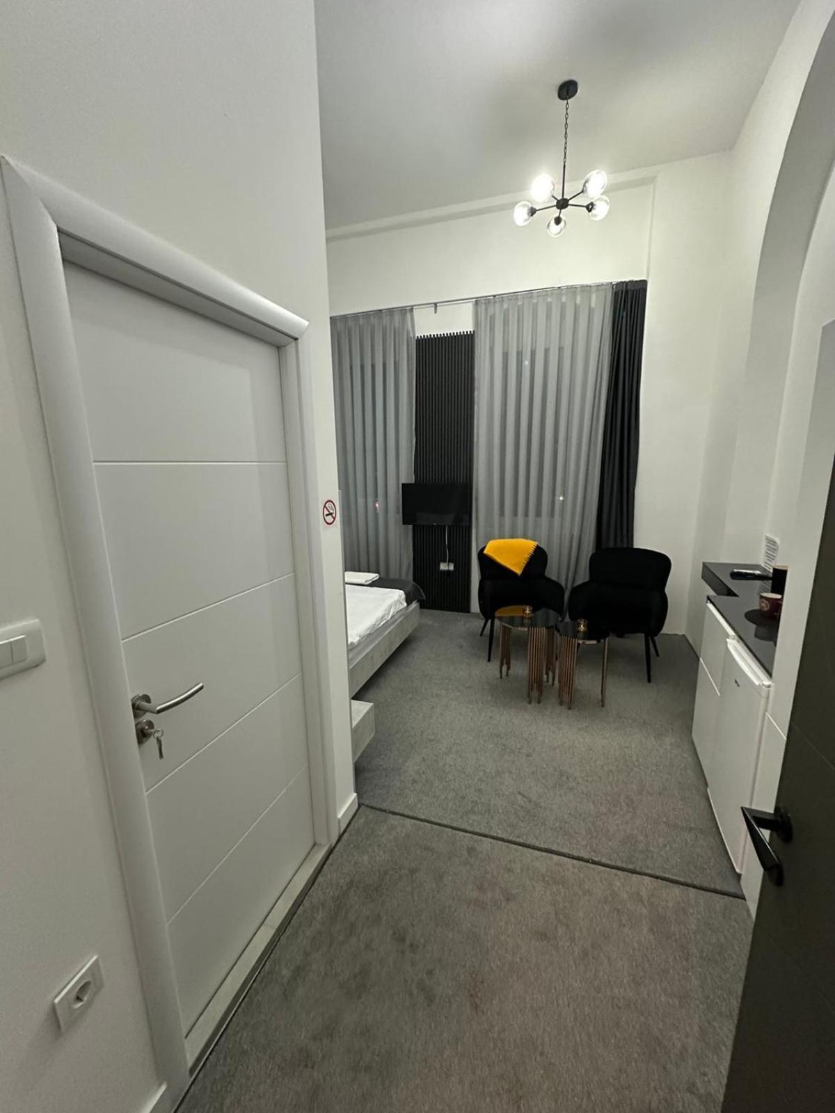 Magnolija Apartments บิโตลา ภายนอก รูปภาพ