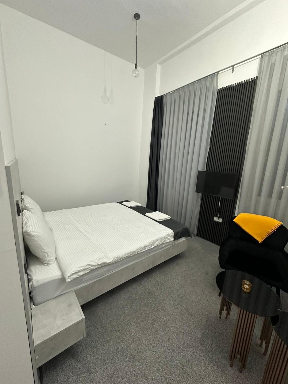Magnolija Apartments บิโตลา ภายนอก รูปภาพ