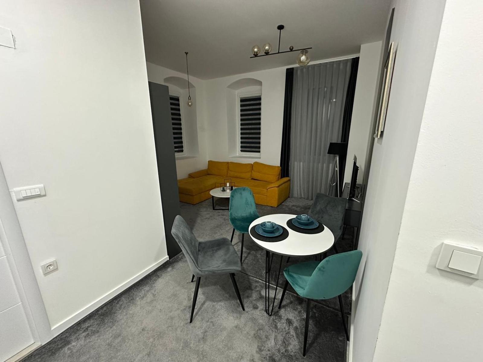 Magnolija Apartments บิโตลา ภายนอก รูปภาพ